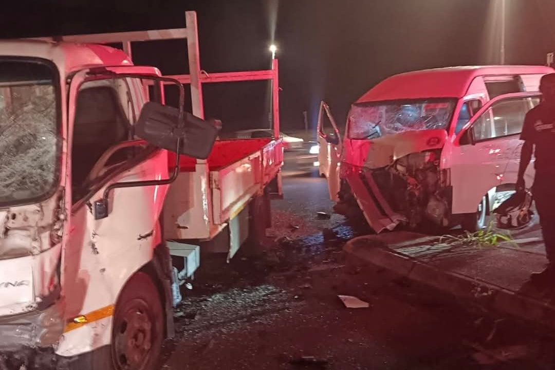 Kulimale abantu ababili engozini yeloli netekisi ku-R102 eThekwini 